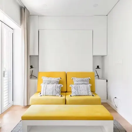 Contemporary Gem In Lisbon's Heart Apartmán *