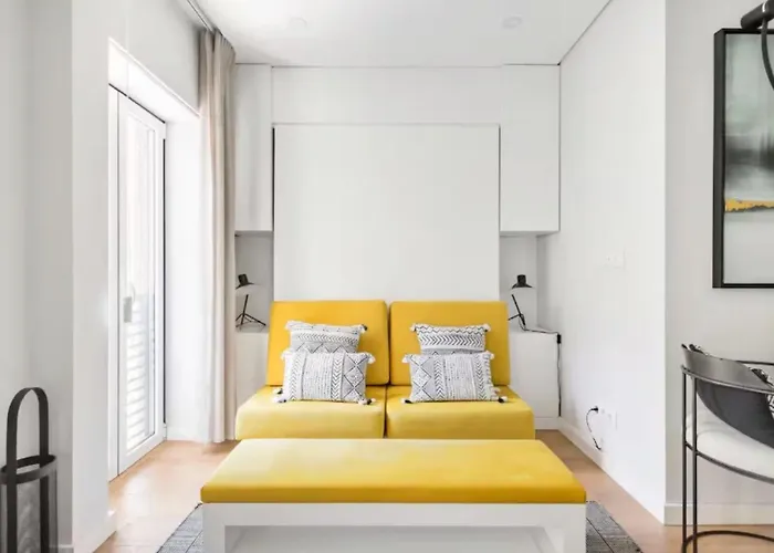 Contemporary Gem In Lisbon's Heart Apartmán *