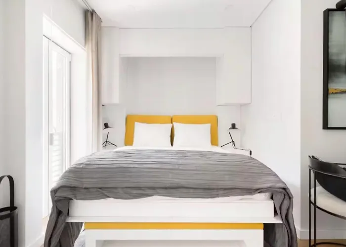 Contemporary Gem In Lisbon's Heart Appartement *