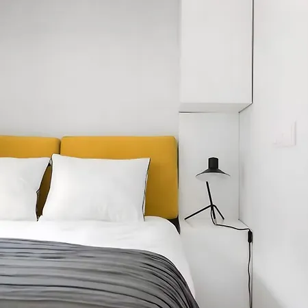 Contemporary Gem In Lisbon's Heart דירה *